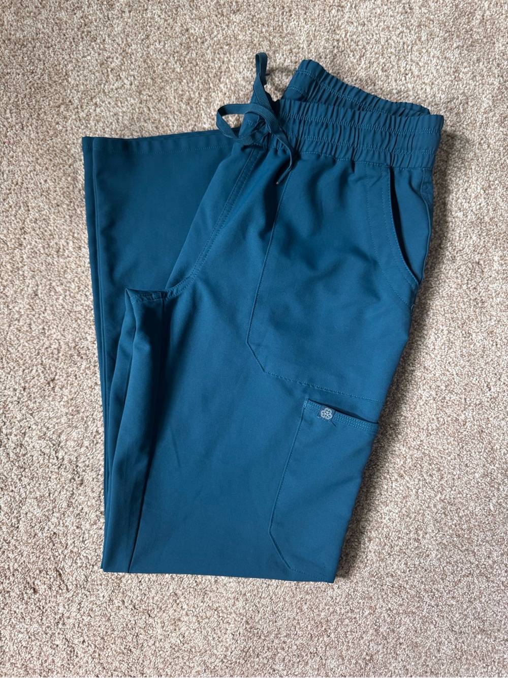 Women’s Straight-Leg Drawstring Scrub Pants in Teal